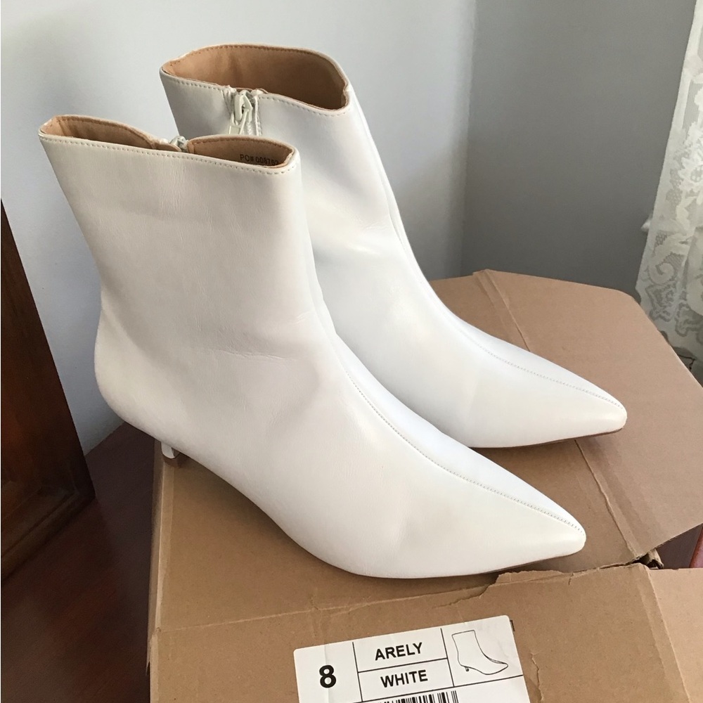 Chic White Heeled Ankle Boots